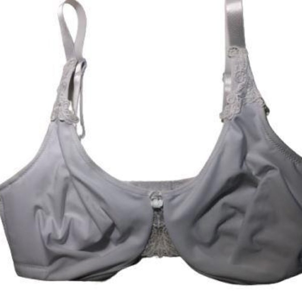 🛒 $8 #3452-1 Delta Burke 38D White Lace Paddless Bra